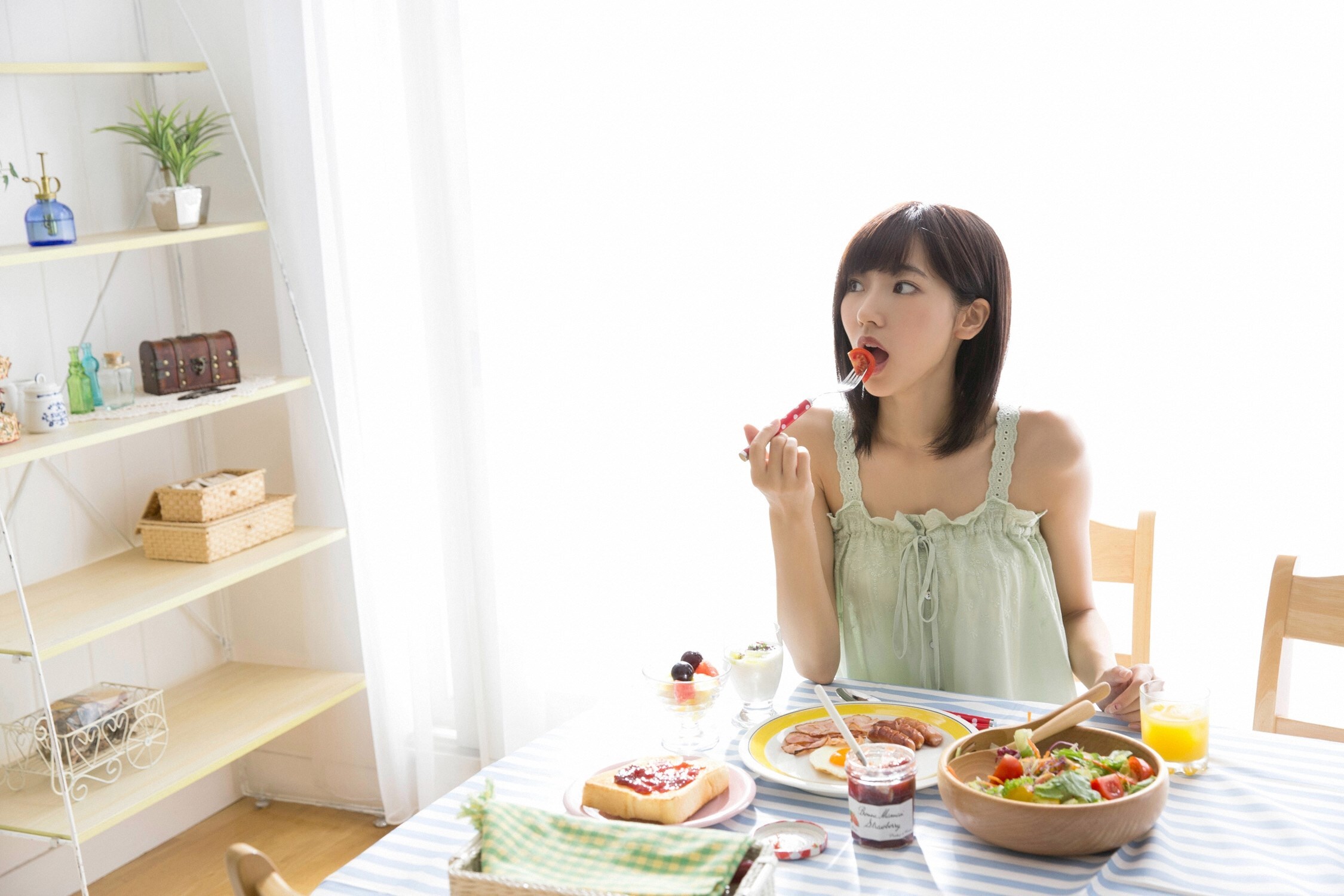 YS-Web-Vol.674Rena Takeda 武田玲奈 - あなたに会えてよかった